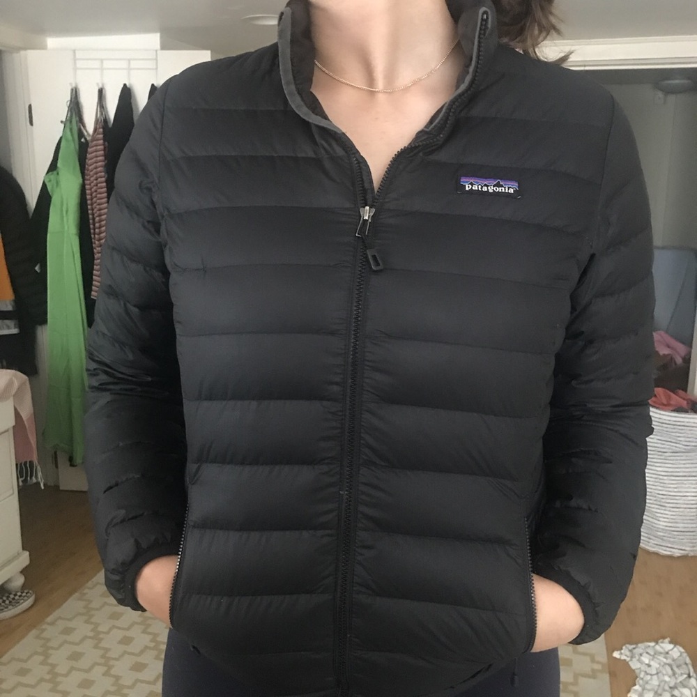 women’s patagonia down jacket